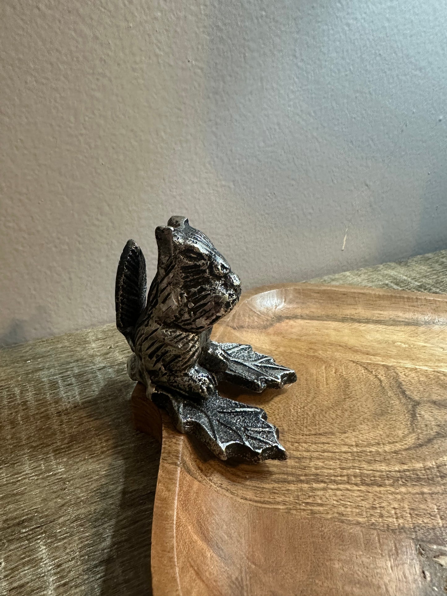 Squirrel wood/metal Board