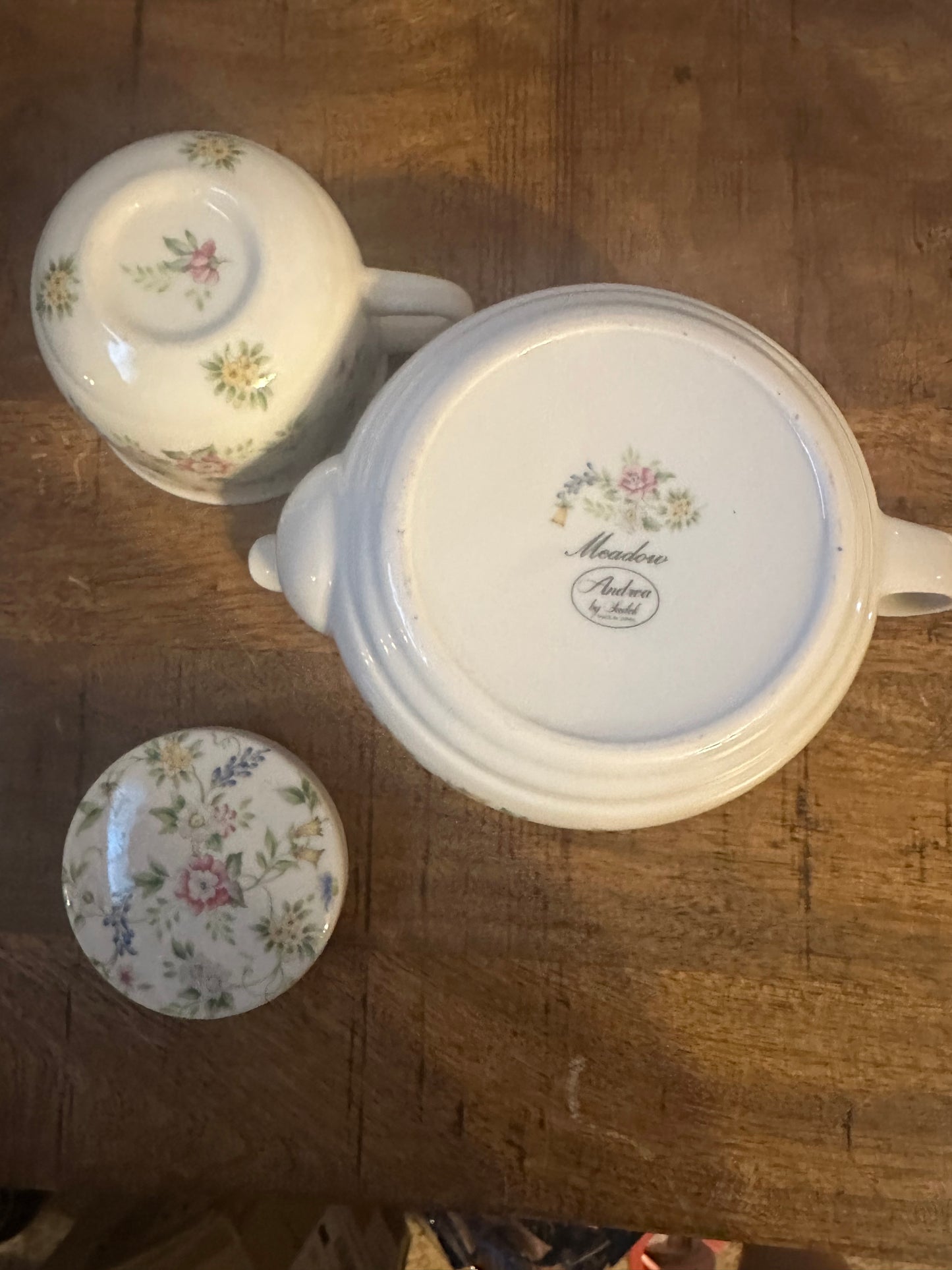 Andrea By Sadek Teapot & Cup