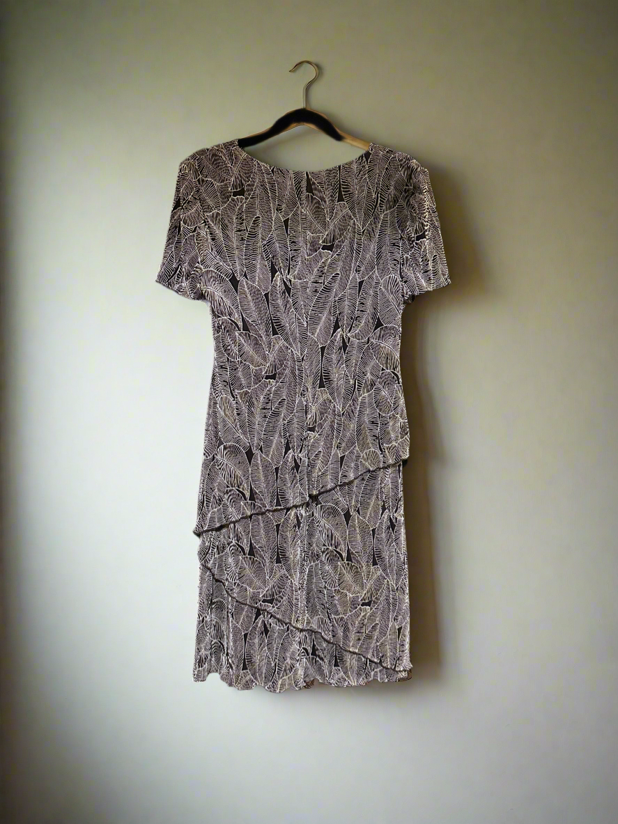 Connected Apparel Layer Dress with Short Sleeves. Size 8