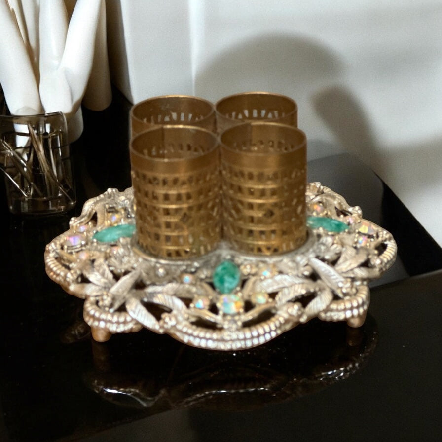 VTG REGENCY STYLE 4 TUBE FILIGREE LIPSTICK HOLDER FOOTED GOLD TONE RHINESTONE