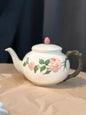 Tea pot