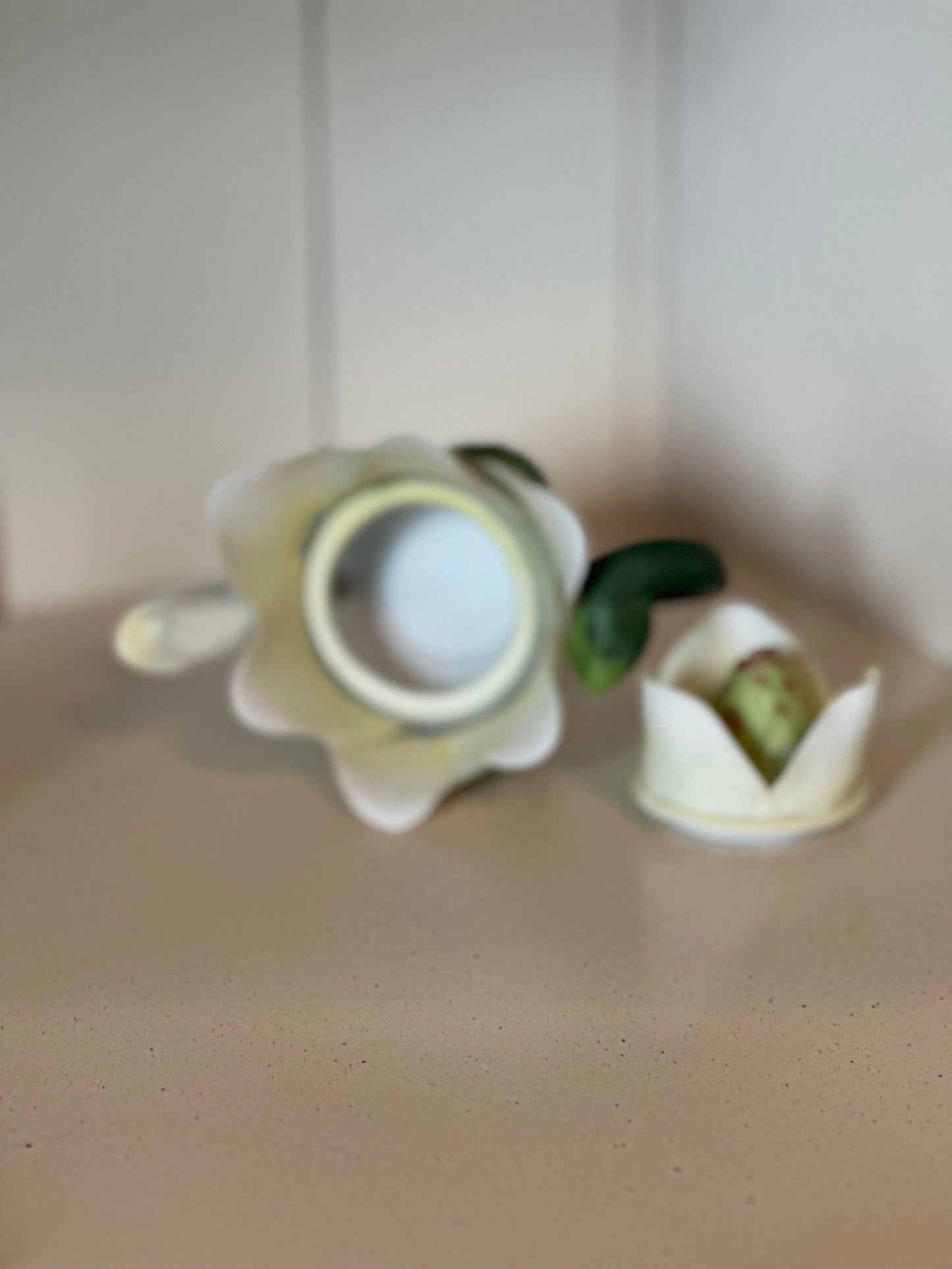 Cosmos Teapot Tea Light Candle Holder Tulip Design