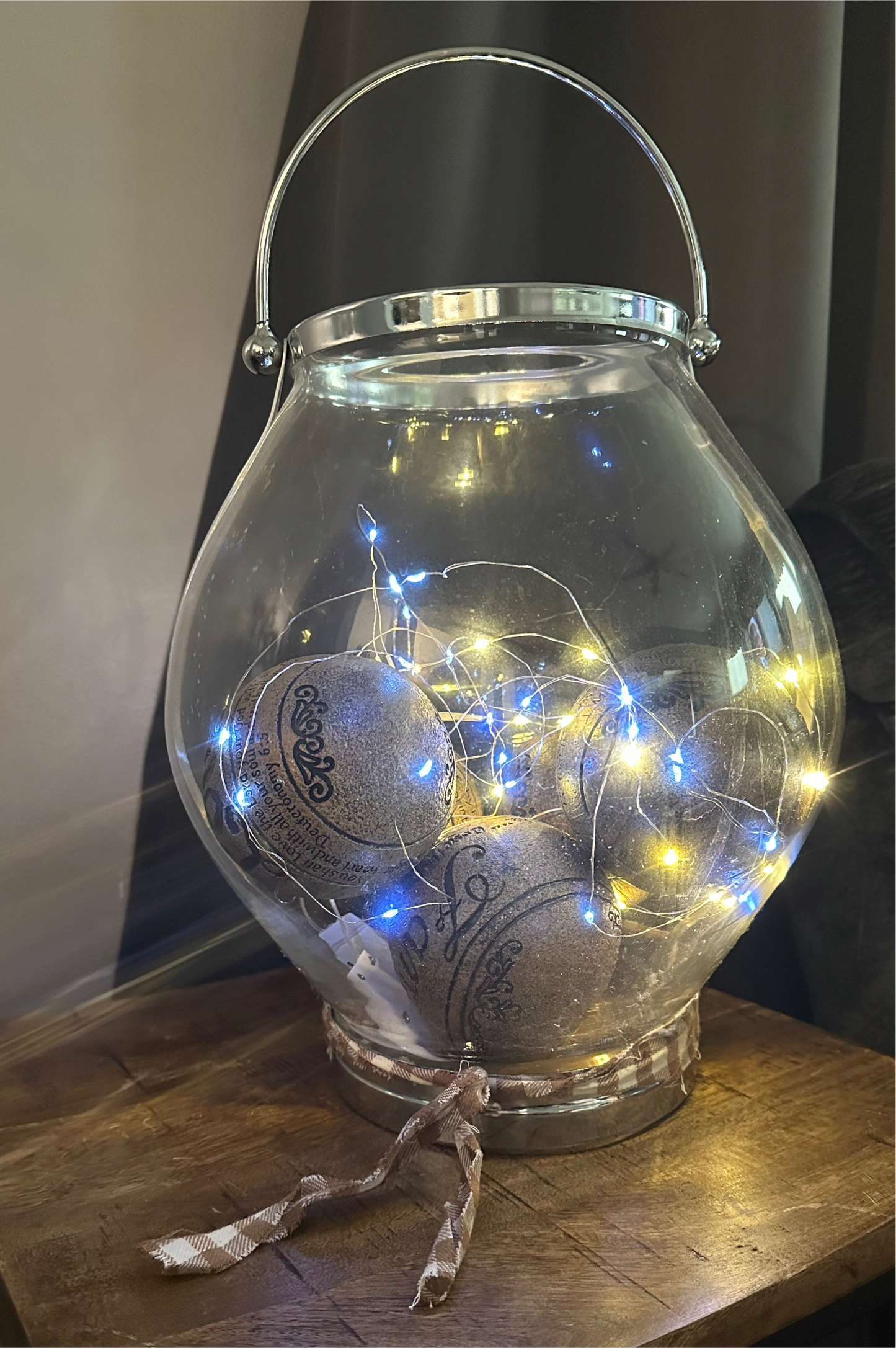 Lantern Decorative Ball Arrangement