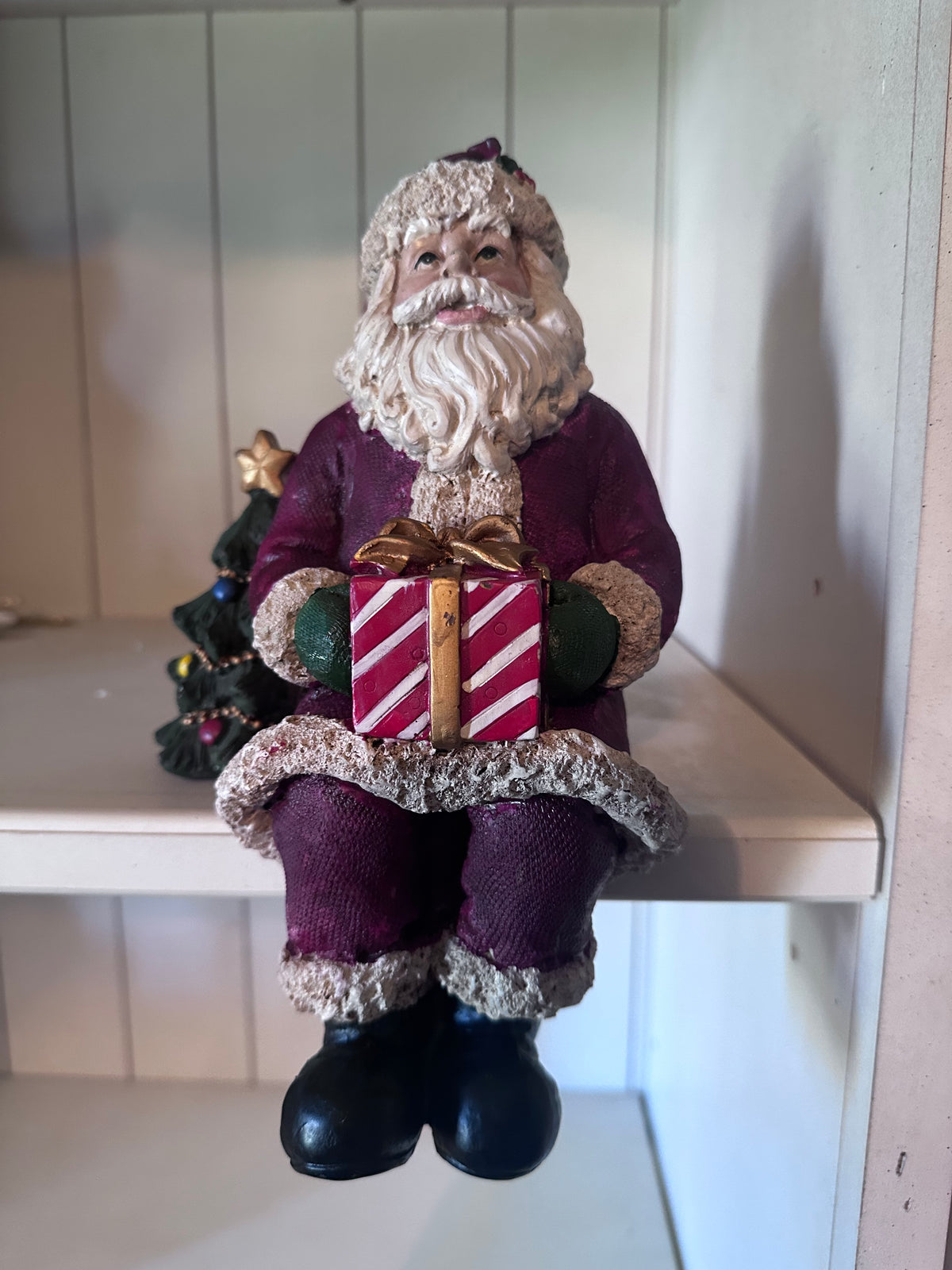 Santa Resin Shelf Sitter