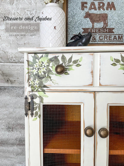 https://cdn.shopify.com/s/files/1/0536/2640/5056/files/CountryCharm_PearlInlay.jpg?v=1744290893