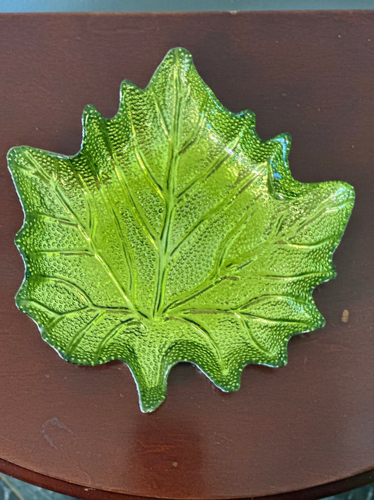 Green Leaf Dish