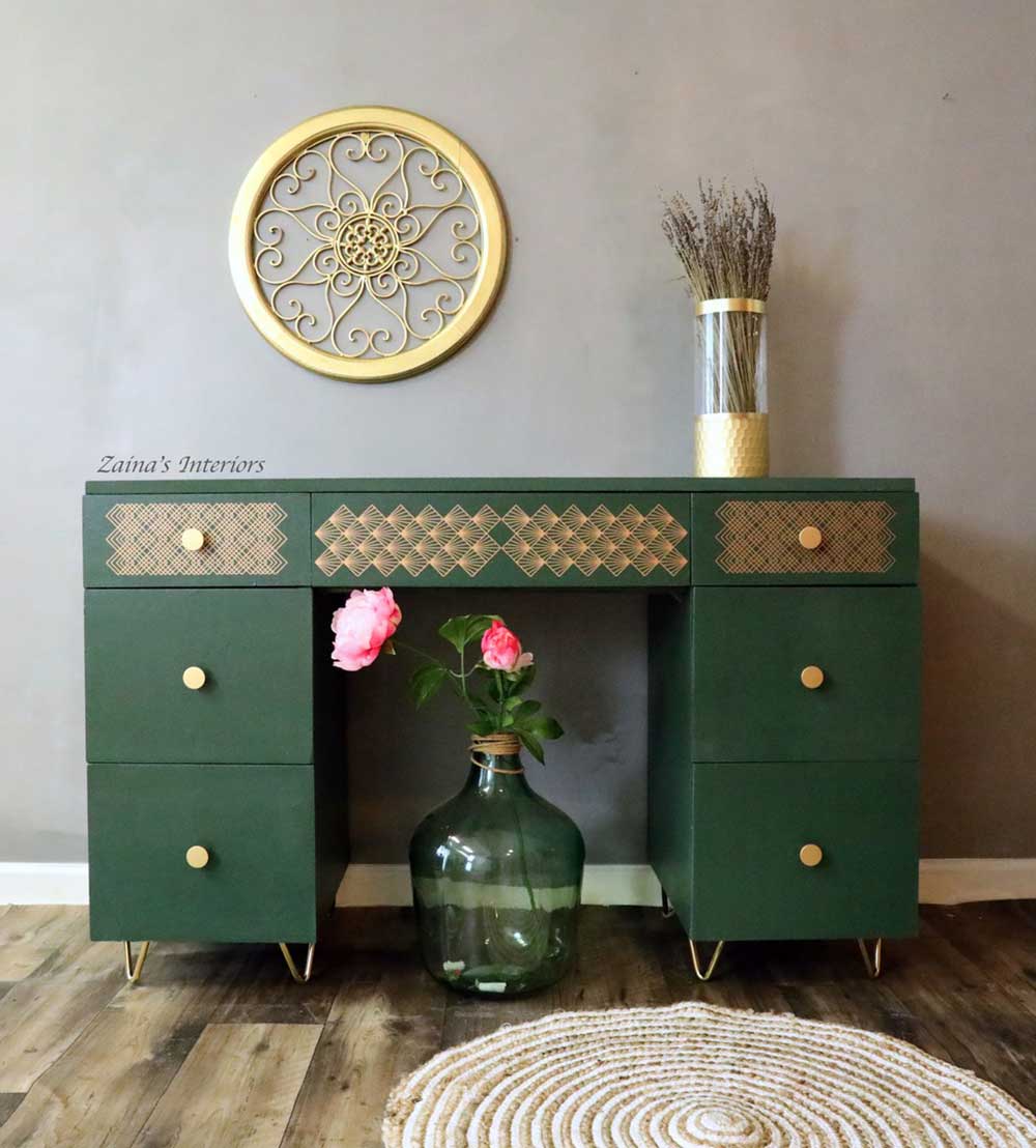 https://cdn.shopify.com/s/files/1/0536/2640/5056/files/GoldenArtDeco2.jpg?v=1741185442