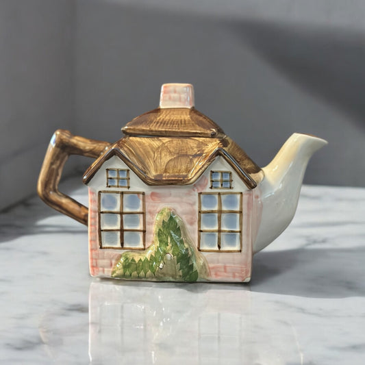 Tea Pot ( pink house)