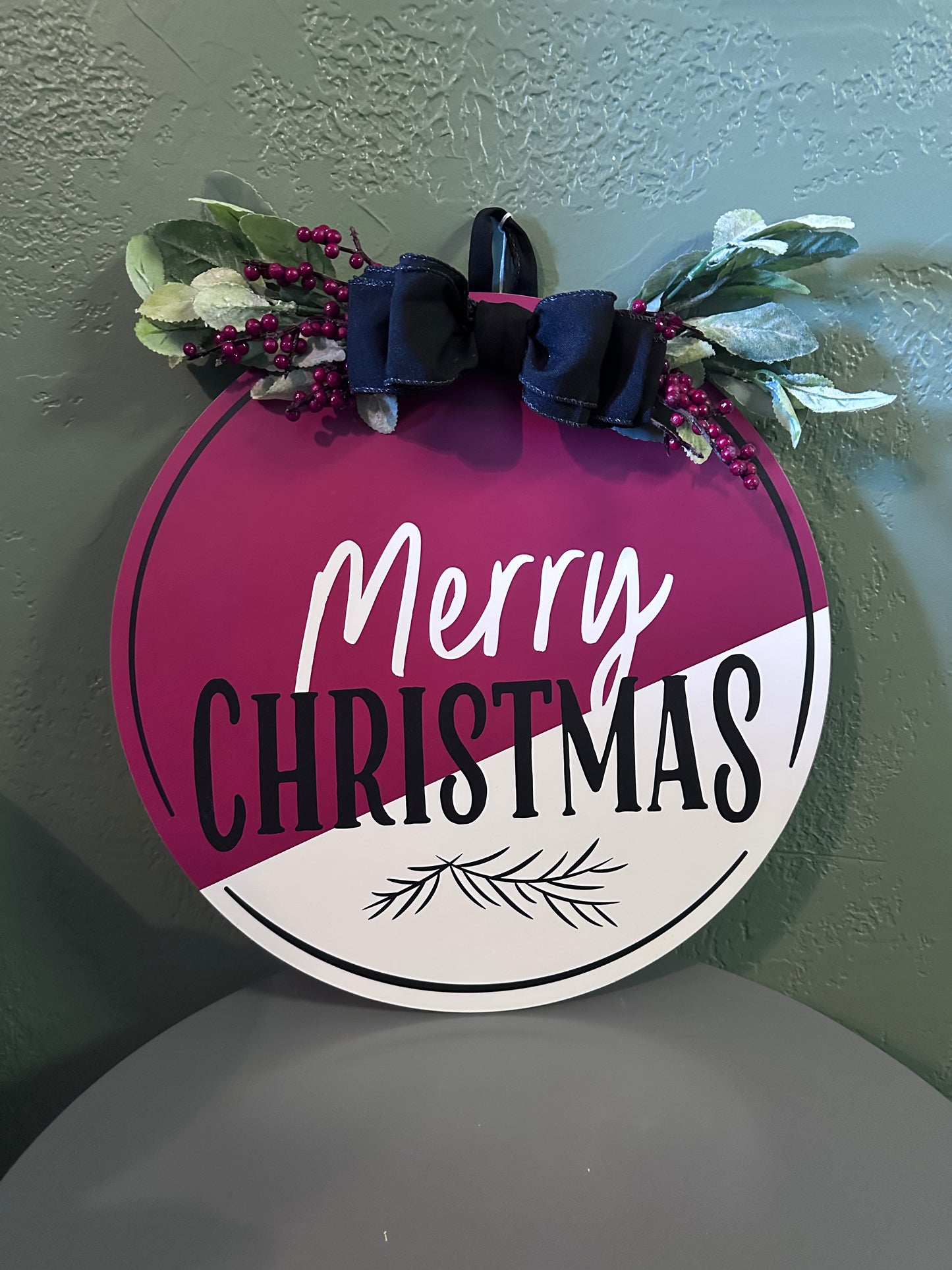 Merry Christmas Wood Round 15”