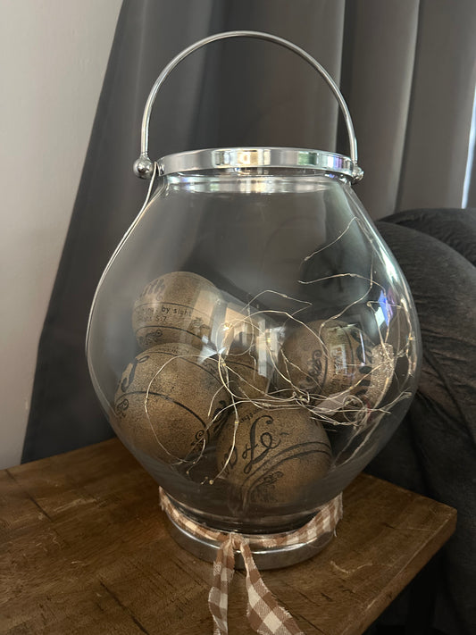 Lantern Decorative Ball Arrangement