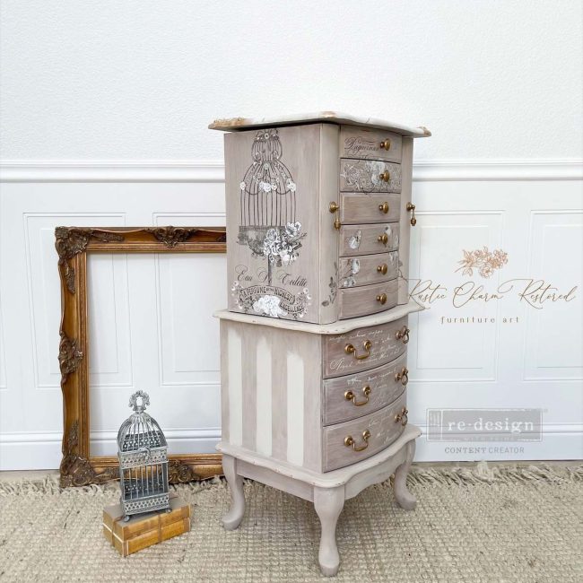 https://cdn.shopify.com/s/files/1/0536/2640/5056/products/LaVoliere_663384_2.jpg?v=1681694484