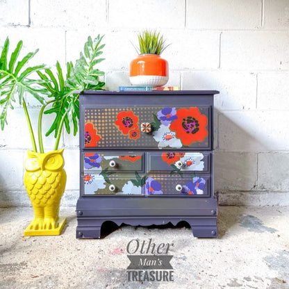 https://cdn.shopify.com/s/files/1/0536/2640/5056/files/ModernistFloral3.jpg?v=1686276574