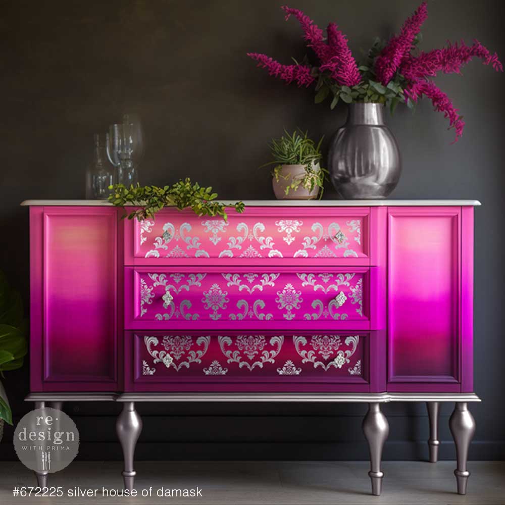 https://cdn.shopify.com/s/files/1/0536/2640/5056/files/SilverHouseDamask4.jpg?v=1727187506